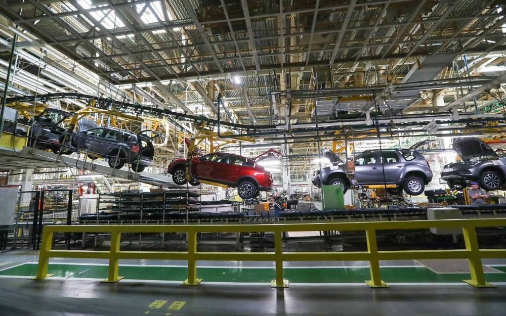 Renault остановила 12 своих заводов