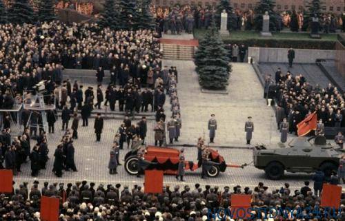 Леонид Брежнев - Владимир Ленин - Как проходили похороны советских вождей - novostidnya24.ru
