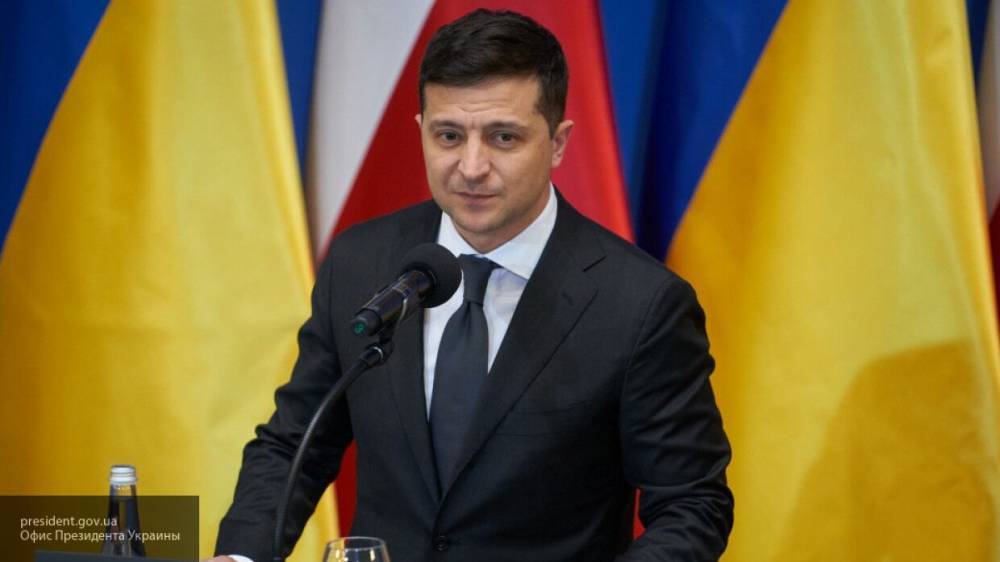 Коронавирус вынудил президента Украины Зеленского ввести режим ЧП