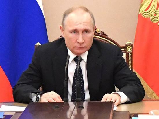 Путин ответил на критику «ручной» оппозиции напоминанием об опыте «девяностых»