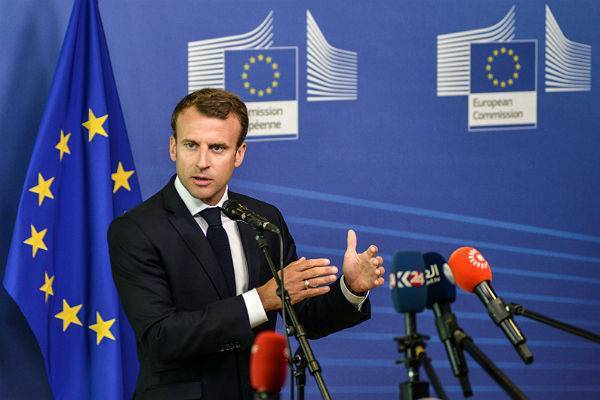 Макрон объявил о «состоянии войны» во Франции