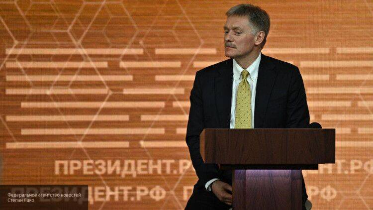 Песков заявил, что вопросом компенсации убытков авиакомпаниям займется Белоусов