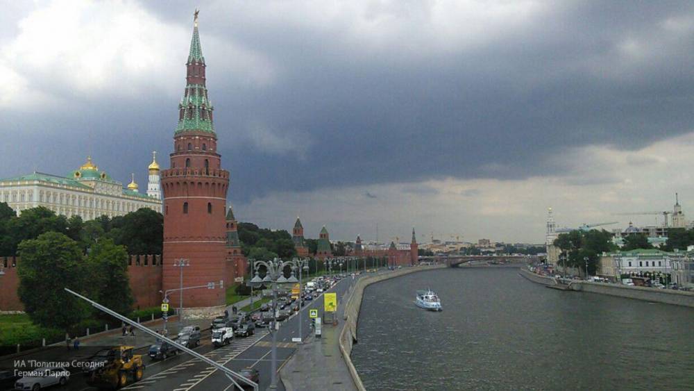 Желтый уровень опасности объявлен в Москве из-за сильного ветра