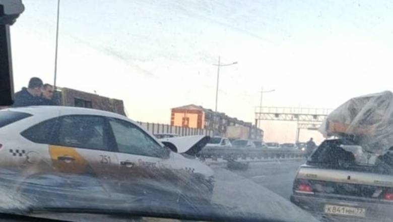 В Тюмени на мосту по улице Монтажников произошло ДТП