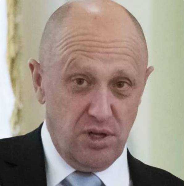 Бизнесмен Пригожин поблагодарил экс-спецпрокурора Мюллера за уход в отставку