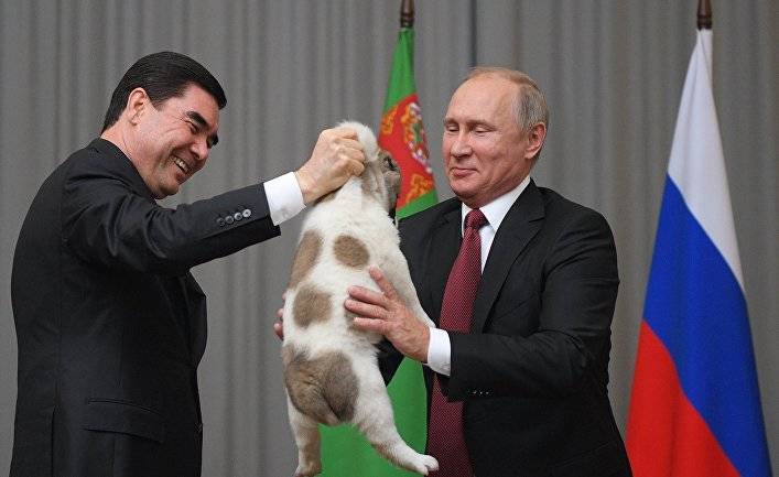 The Times (Великобритания): президент Туркменистана Бердымухамедов приказывает жечь траву, чтобы остановить коронавирус