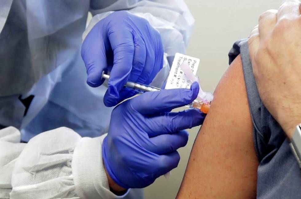 Начались испытания вакцины от коронавируса: привиты 45 добровольцев