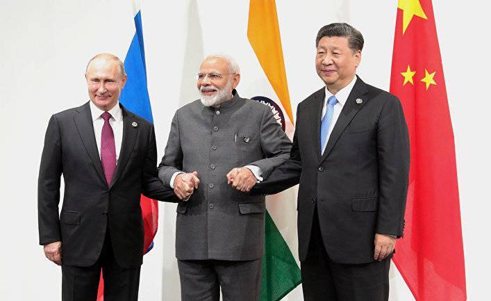 Растущая напряженность между Россией, Индией и Китаем: противоречия в стратегическом треугольнике РИК? (The Diplomat, США)