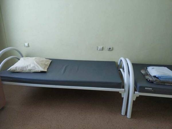 Екатеринбургская горбольница №40, куда изолировали пациентку с коронавирусом, не закрылась на карантин