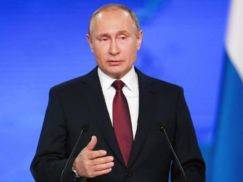 Путин прокомментировал возможность переноса голосования по Конституции