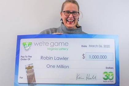 Женщина выиграла миллион долларов в день рождения