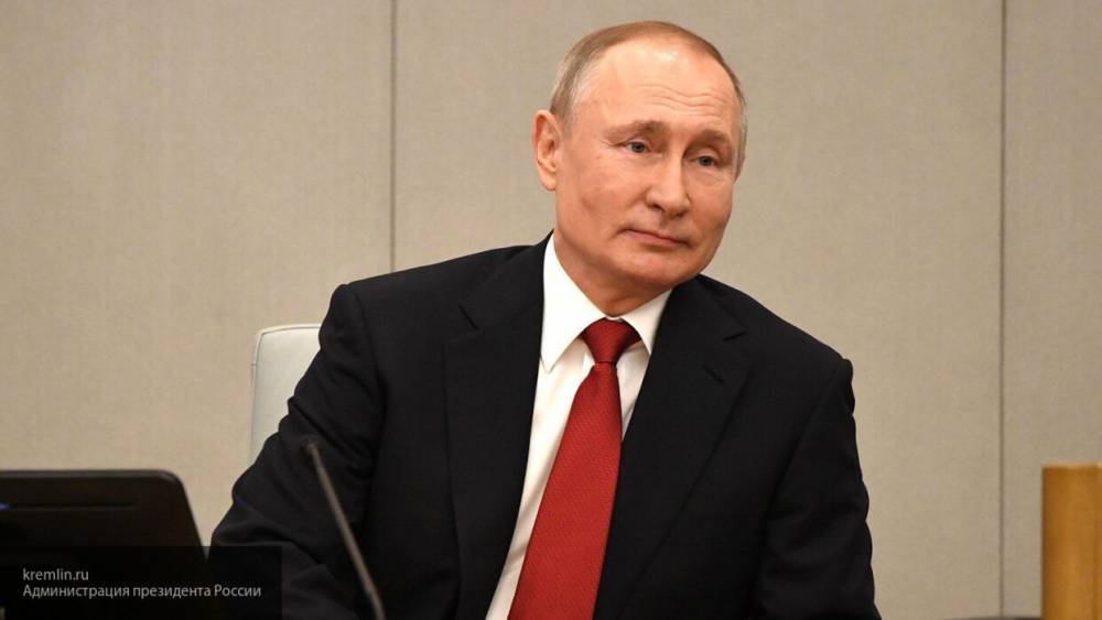 Путин рассказал, что средства ФНБ пойдут на поддержку граждан России