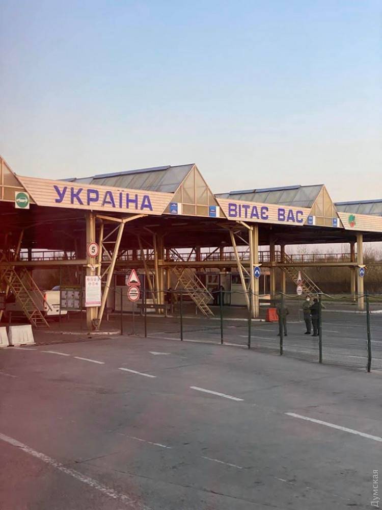 Как на украинских заробитчанах зарабатывают на границе с Польшей