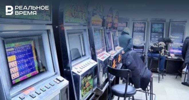 В Казани полицейские накрыли салон с игровыми автоматами