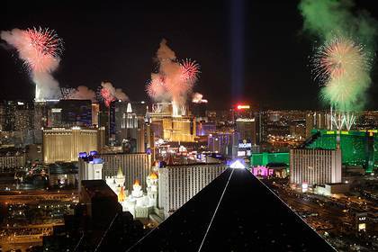 Лас-Вегас закроет все казино впервые за полвека из-за коронавируса