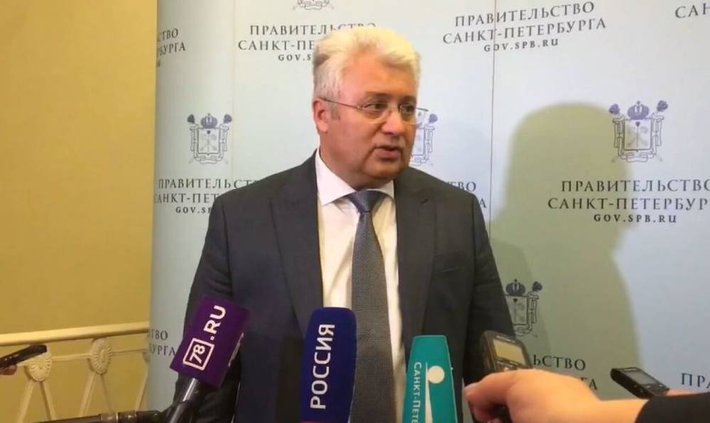 Смольный объяснил, почему вице-губернатор Эргашев не смог выступить в ЗакСе