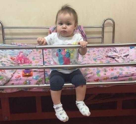 Из-за изоляции США и ЕС больные дети из России не могут попасть туда в клиники на операции