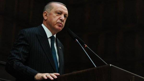 Эрдоган: Коронавирус почти парализовал обыденную жизнь в Турции