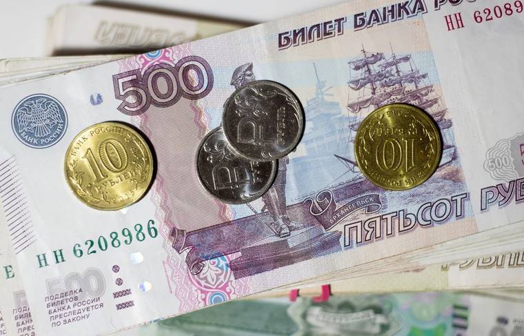 «Кризис уже здесь, и это не шутки»: аналитик прокомментировала обвал рубля