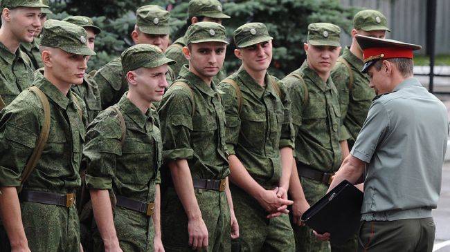 Кремль: Вопрос о переносе весеннего призыва в армию изучается
