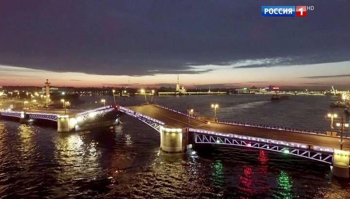 Петербург запретил мероприятия численностью больше 50 человек