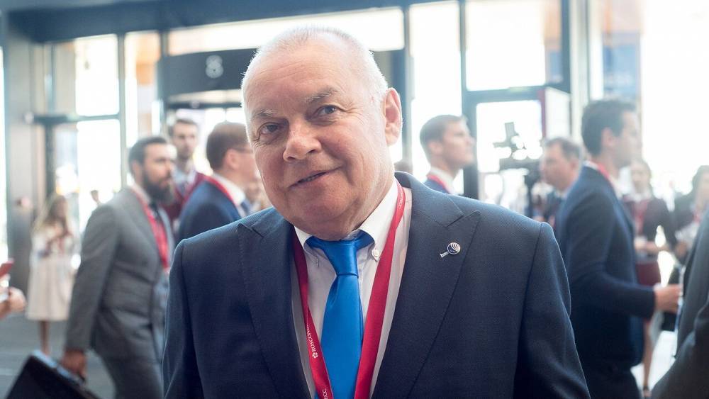 Киселев оценил предложение немецкого депутата снять санкции с РФ в условиях короновируса