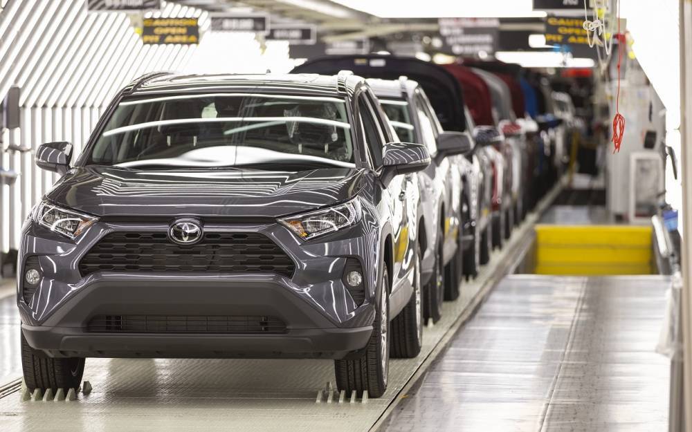 Теперь и Toyota: в Европе закрываются заводы японского бренда