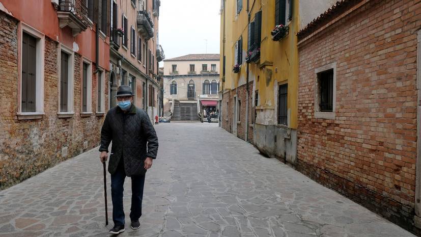 В Италии за сутки от коронавируса скончались более 470 человек