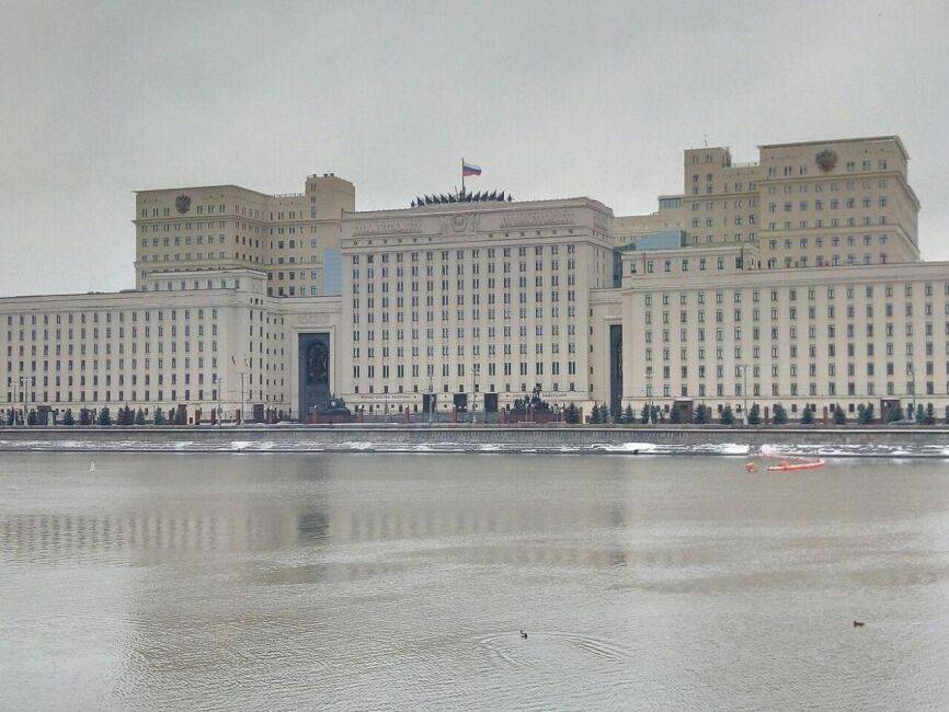 Минобороны РФ назвало вбросом сообщения о комендантском часе в Москве