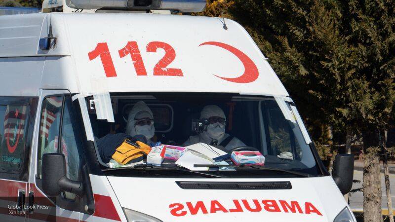 Минздрав Турции сообщил о втором погибшем от коронавируса в стране