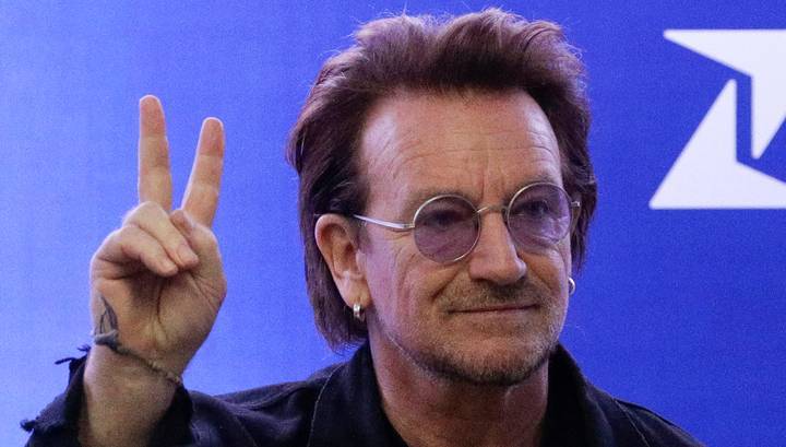 Лидер U2 Боно посвятил песню всем, кто самоотверженно борется с коронавирусом