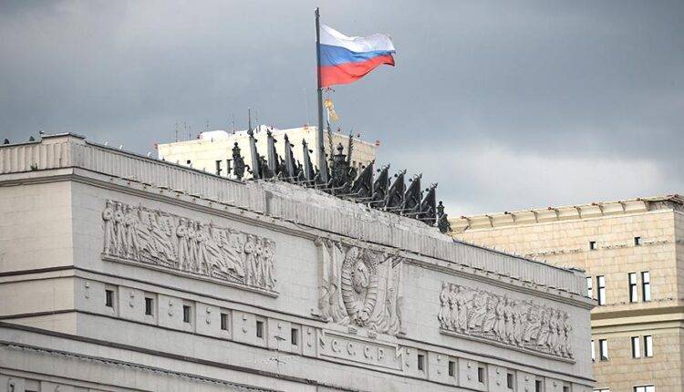 Минобороны опровергло введение комендантского часа в Москве