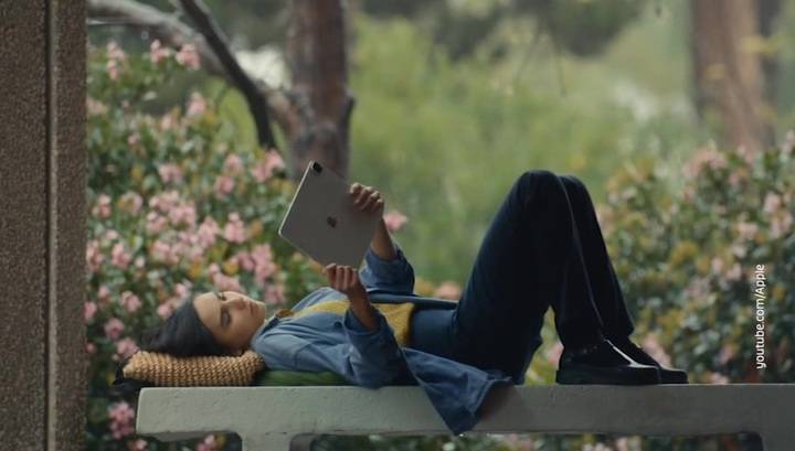 Вести.net: Apple представила iPad Pro с двойной камерой и "лидаром"