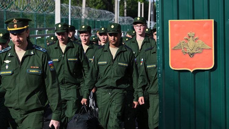 В России для солдат-срочников готовят ипотечные каникулы