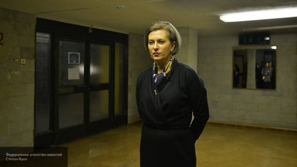 Попова поручила региональным властям изолировать на 14 дней всех приезжих из других стран