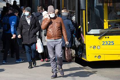 На Украине меры против коронавируса вызвали транспортный коллапс