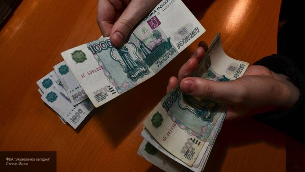 Голубовский: волатильность рубля стала ожидаемой реакцией на внешний биржевой крах