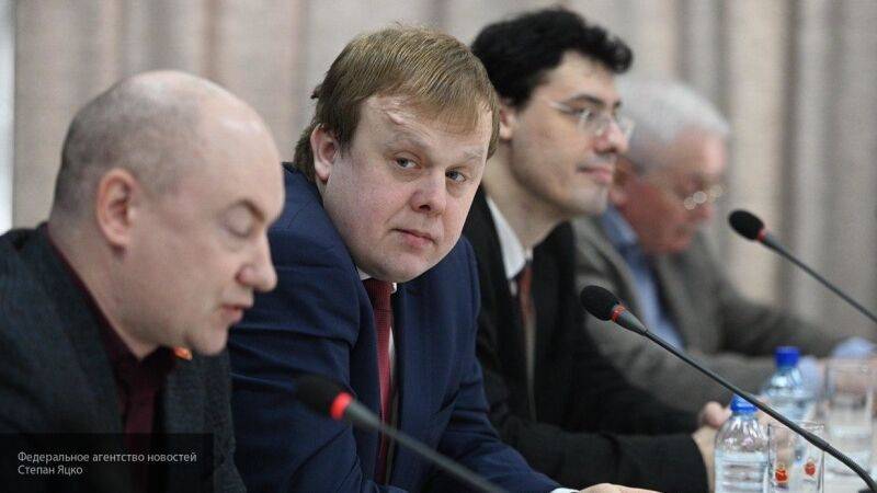 Председатель "Коммунистов России" Малинкович считает, что партия не смогла защитить СССР