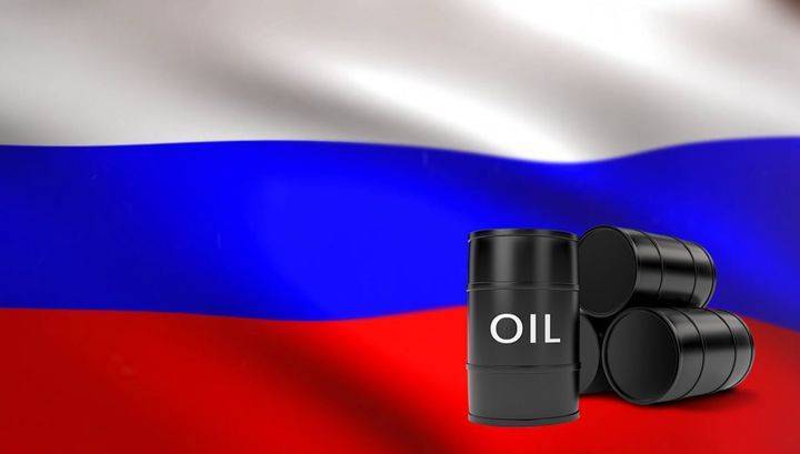 Цены на нефть рухнули. Российские цены на бензин неизменны седьмую неделю