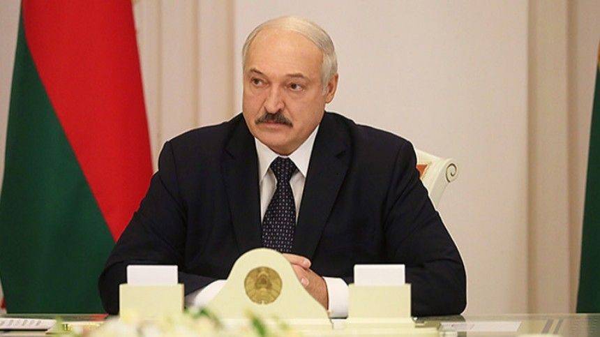 Лукашенко рассказал на совещании анекдот о Жириновском и коронавирусе