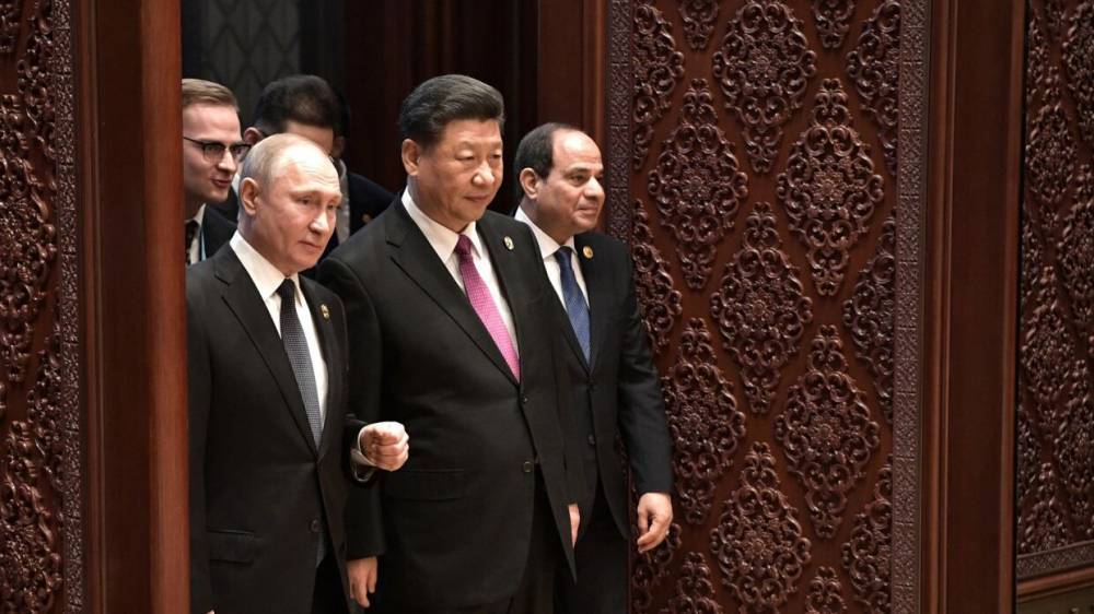 Си Цзиньпин и Путин провели телефонный разговор