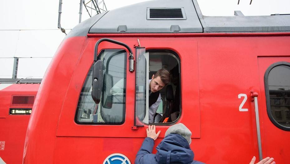 РЖД закрывает пассажирское движение поездов между Россией и Азербайджаном