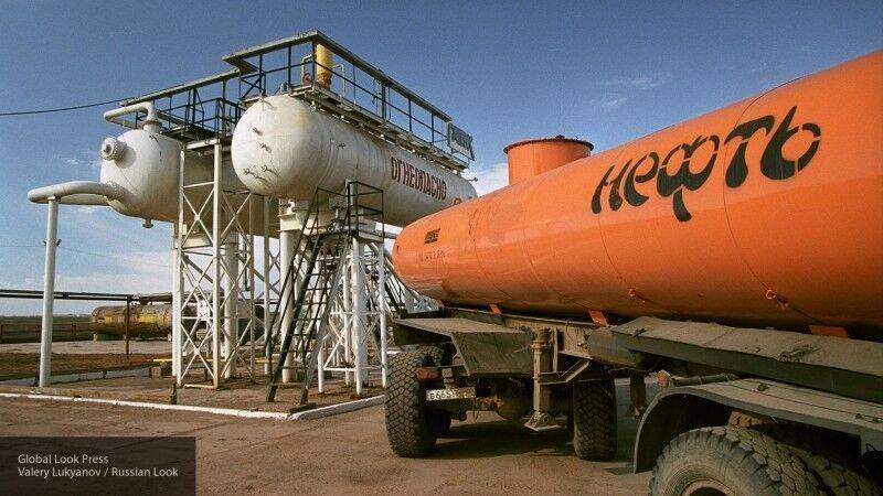 Цена российской нефти падает после решения Saudi Aramco снизить контрактные цены