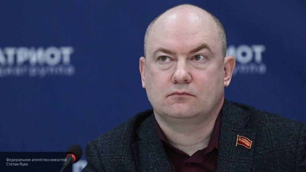 Политолог Малинкович вскрыл связь КПРФ с Ходорковским и Грудининым