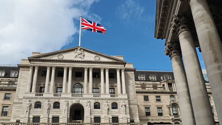 Банк Англии снизил базовую ставку до 0,1%