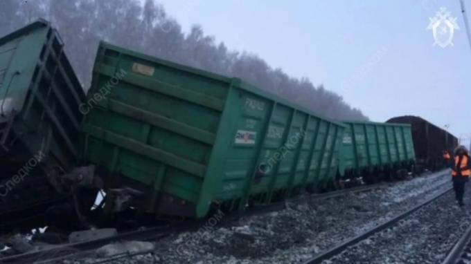 В Забайкалье 12 вагонов грузового состава сошли с рельсов