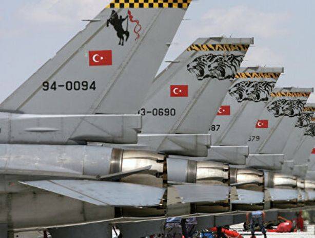 Россия предупредила Турцию об опасностях сирийского неба