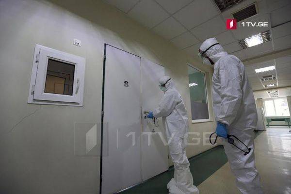 В инфекционной клинике Тбилиси — 19 человек, трое из них — с коронавирусом