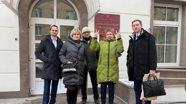 Москвичи заявили об отвращении к «яблочникам» после победы в суде главы управы Якиманки