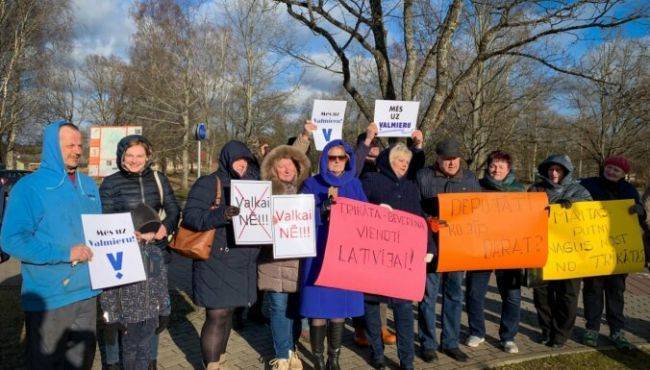 В Латвии проведут «тракторный марш» против территориальной реформы